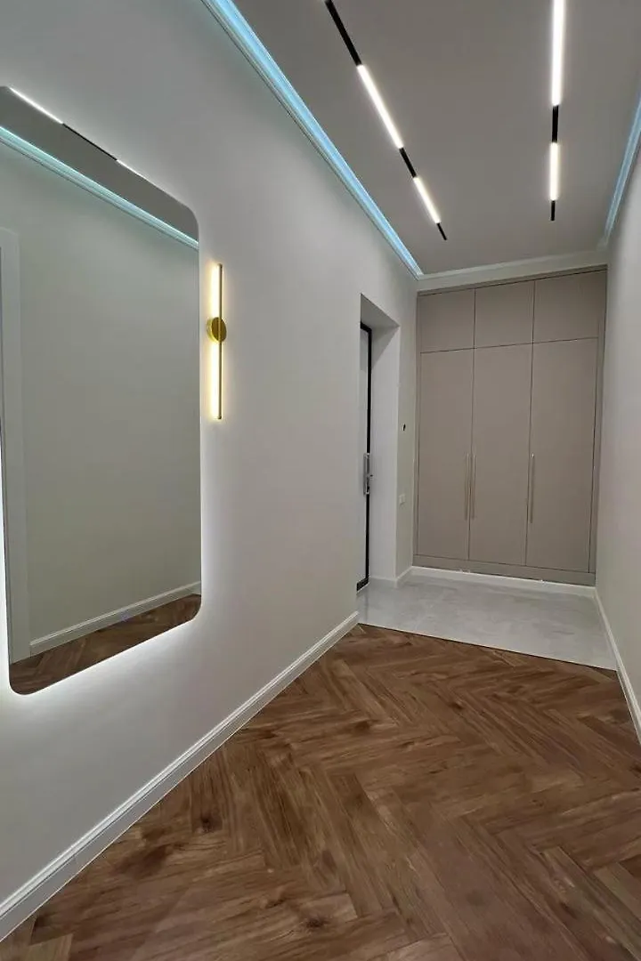Современная Квартира В Центре Астаны Akmola Appartamento